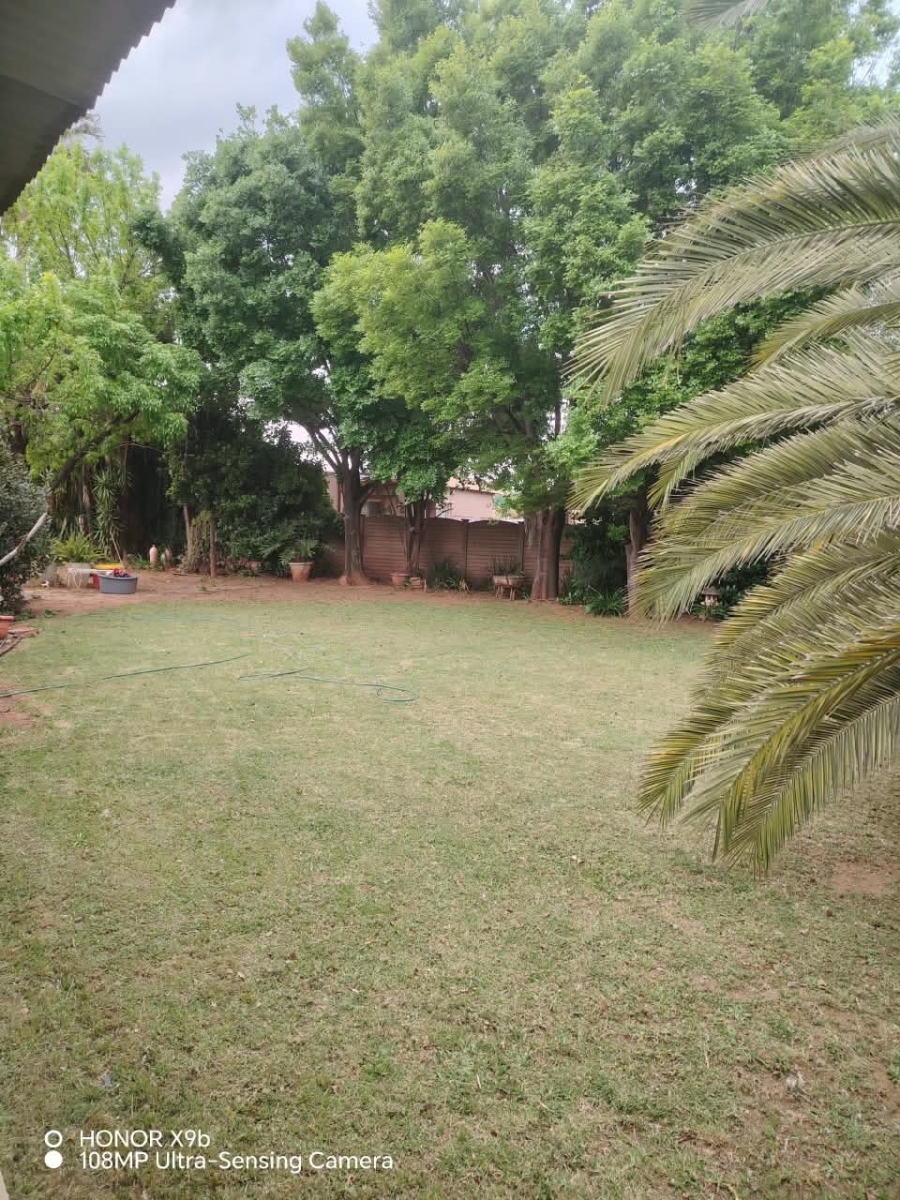 3 Bedroom Property for Sale in Vanderbijlpark SE 2 Gauteng