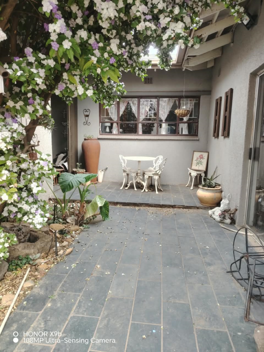 3 Bedroom Property for Sale in Vanderbijlpark SE 2 Gauteng