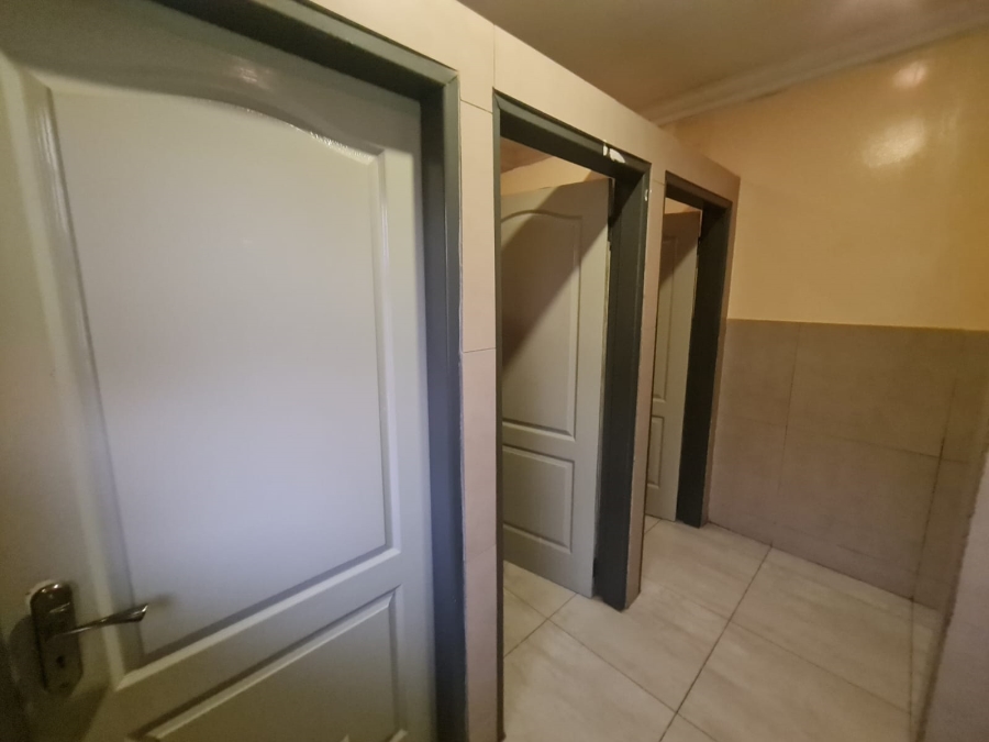12 Bedroom Property for Sale in Bedworth Park Gauteng