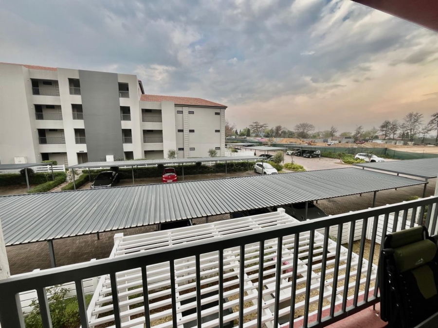 To Let 3 Bedroom Property for Rent in Chartwell Gauteng