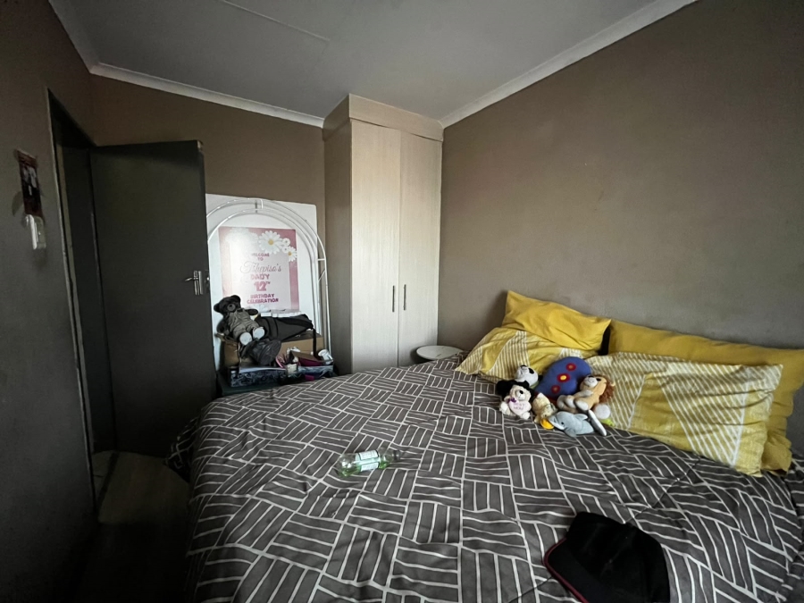To Let 2 Bedroom Property for Rent in Danville Gauteng