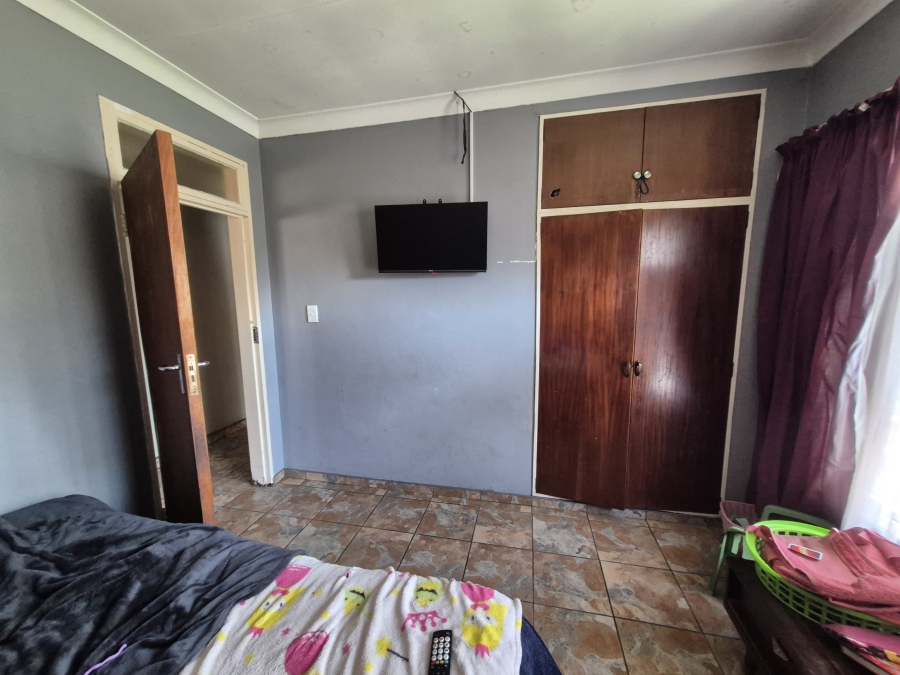3 Bedroom Property for Sale in Selcourt Gauteng