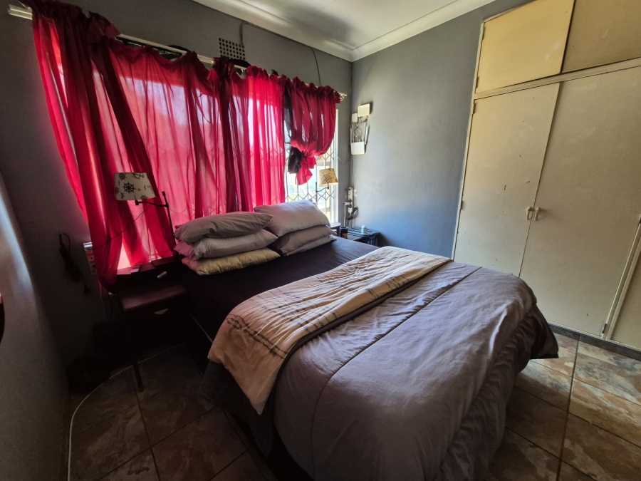 3 Bedroom Property for Sale in Selcourt Gauteng