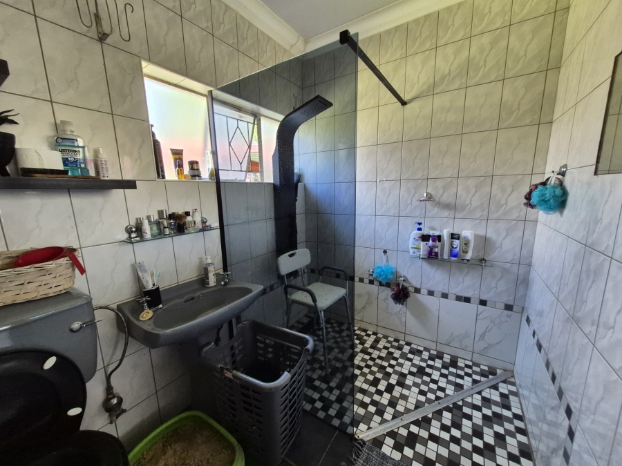 3 Bedroom Property for Sale in Selcourt Gauteng