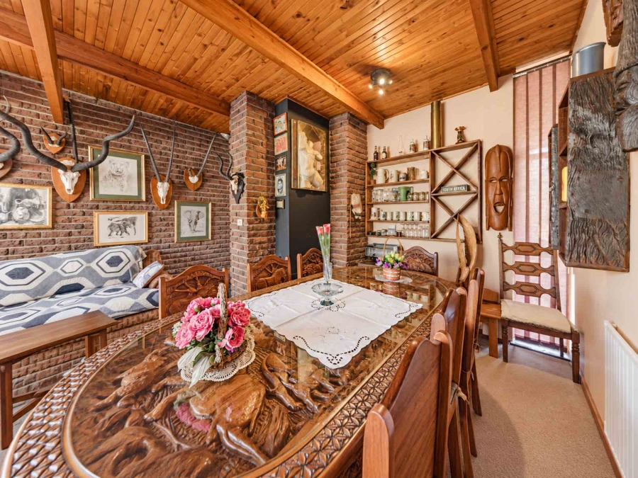 4 Bedroom Property for Sale in Meyerspark Gauteng