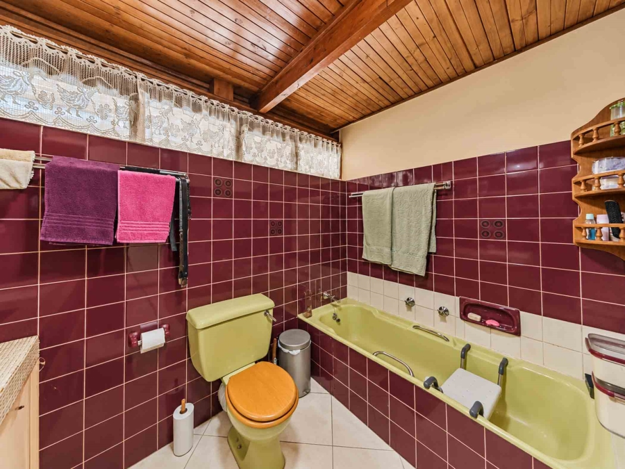4 Bedroom Property for Sale in Meyerspark Gauteng
