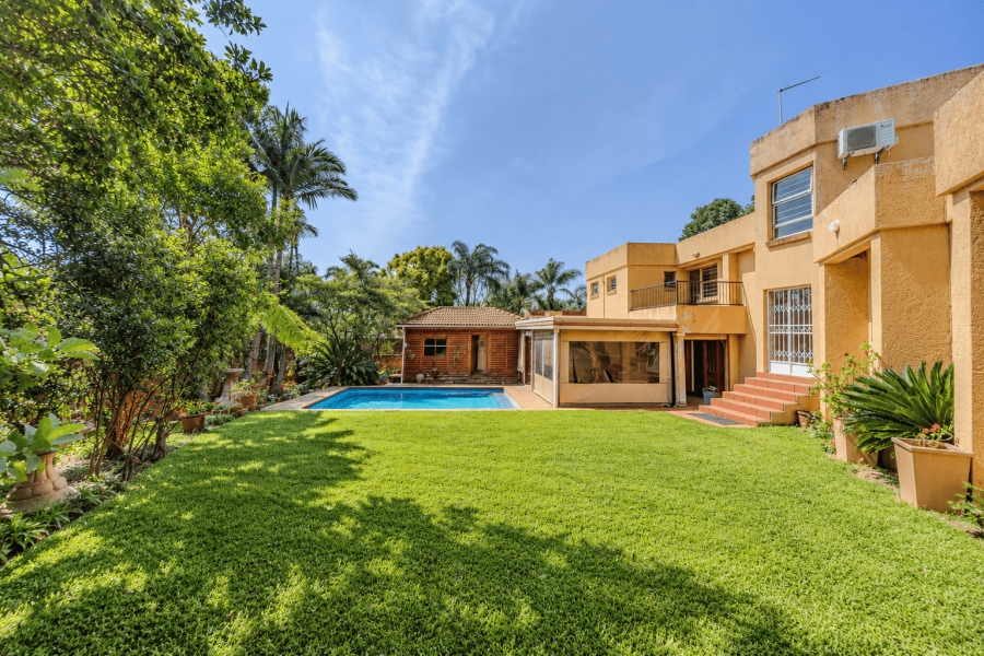 5 Bedroom Property for Sale in Moreleta Park Gauteng