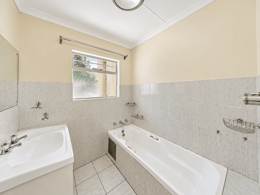 5 Bedroom Property for Sale in Moreleta Park Gauteng