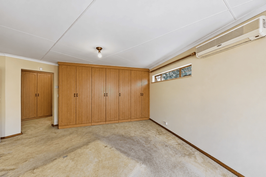 5 Bedroom Property for Sale in Moreleta Park Gauteng