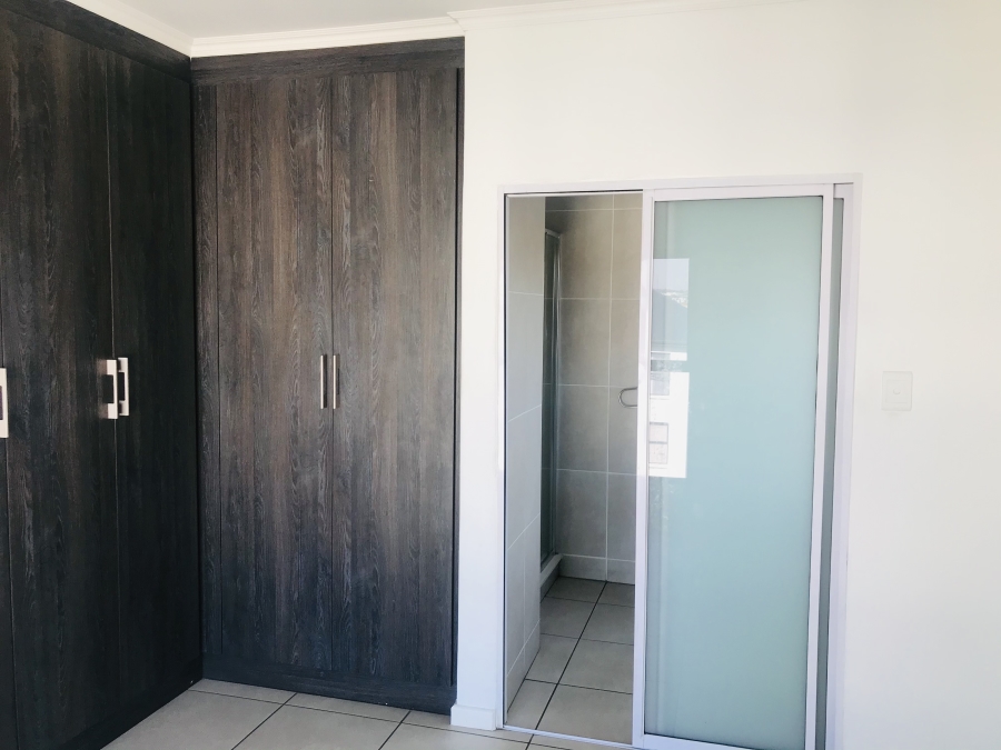 To Let 1 Bedroom Property for Rent in Petervale Gauteng