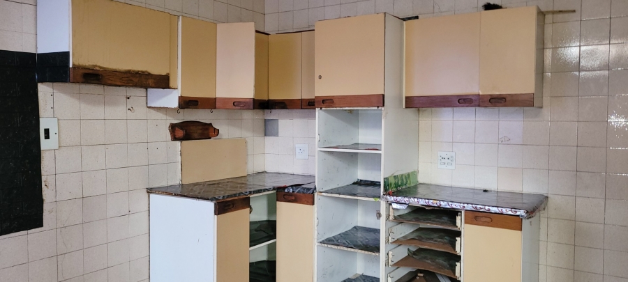 4 Bedroom Property for Sale in Mayfair Gauteng