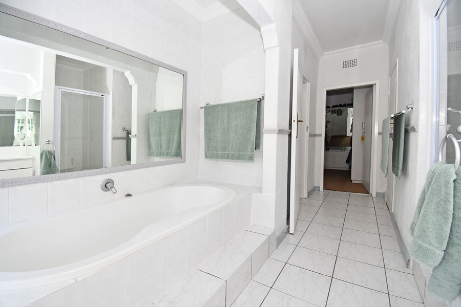 4 Bedroom Property for Sale in Morningside Gauteng