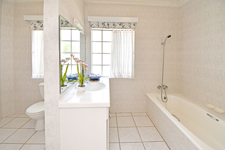 4 Bedroom Property for Sale in Morningside Gauteng