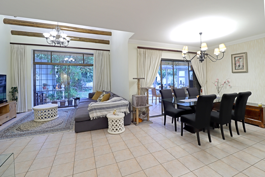 3 Bedroom Property for Sale in Bryanston Gauteng