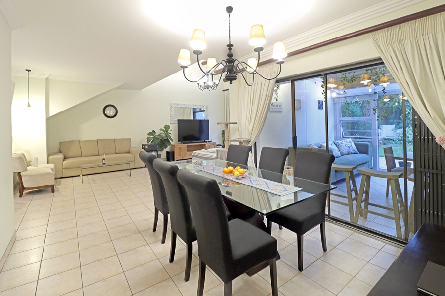 3 Bedroom Property for Sale in Bryanston Gauteng