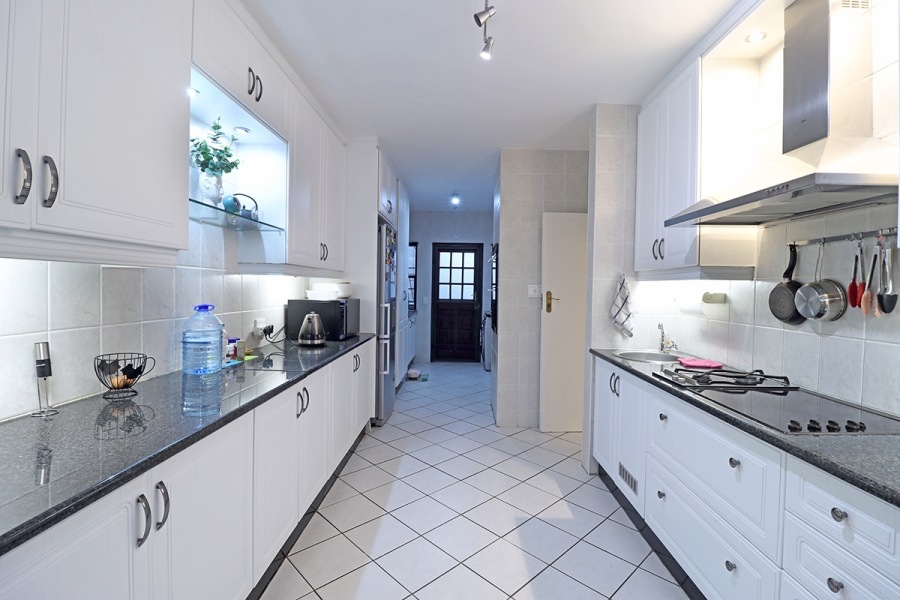 3 Bedroom Property for Sale in Bryanston Gauteng