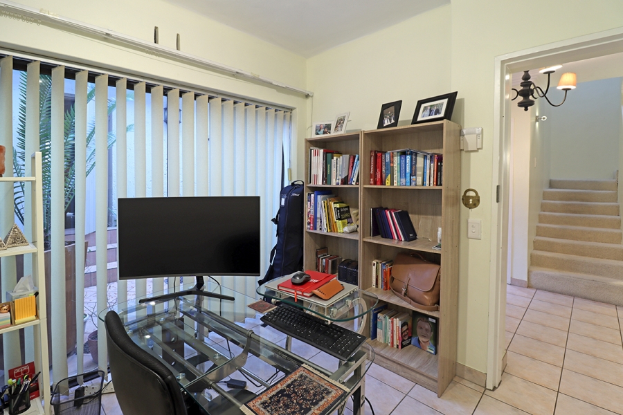3 Bedroom Property for Sale in Bryanston Gauteng