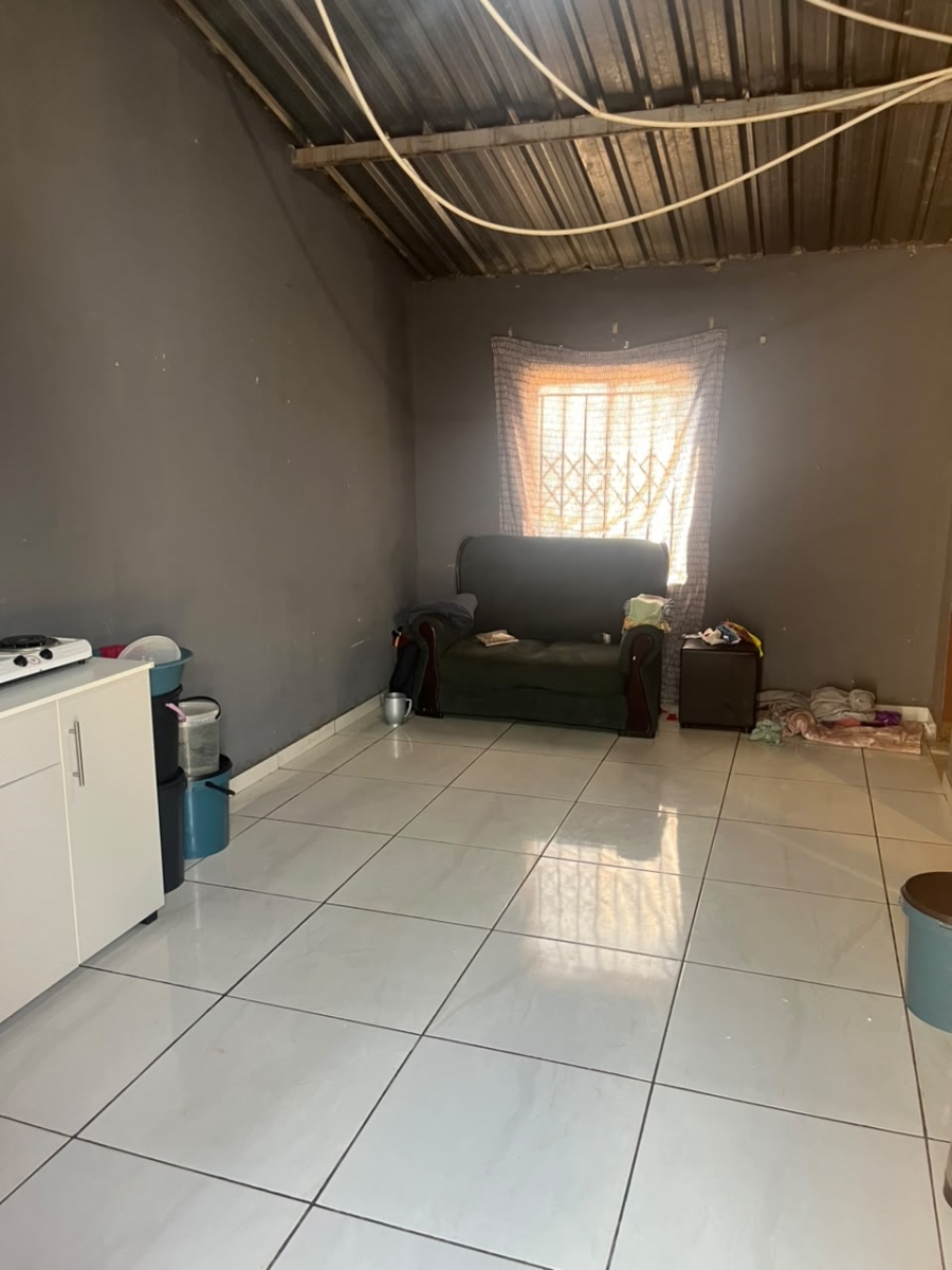 2 Bedroom Property for Sale in Lehae Gauteng
