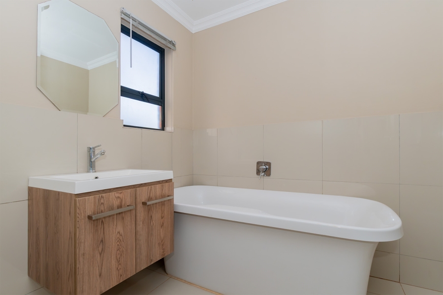 2 Bedroom Property for Sale in Solheim Gauteng