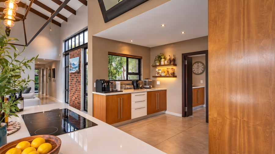 3 Bedroom Property for Sale in Beverley Gauteng