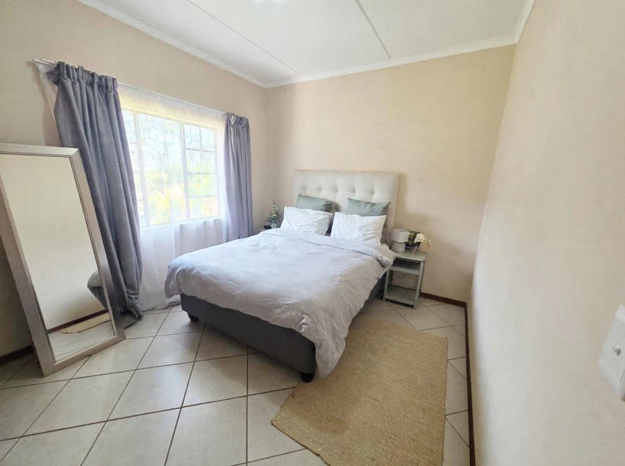 2 Bedroom Property for Sale in Noordwyk Gauteng