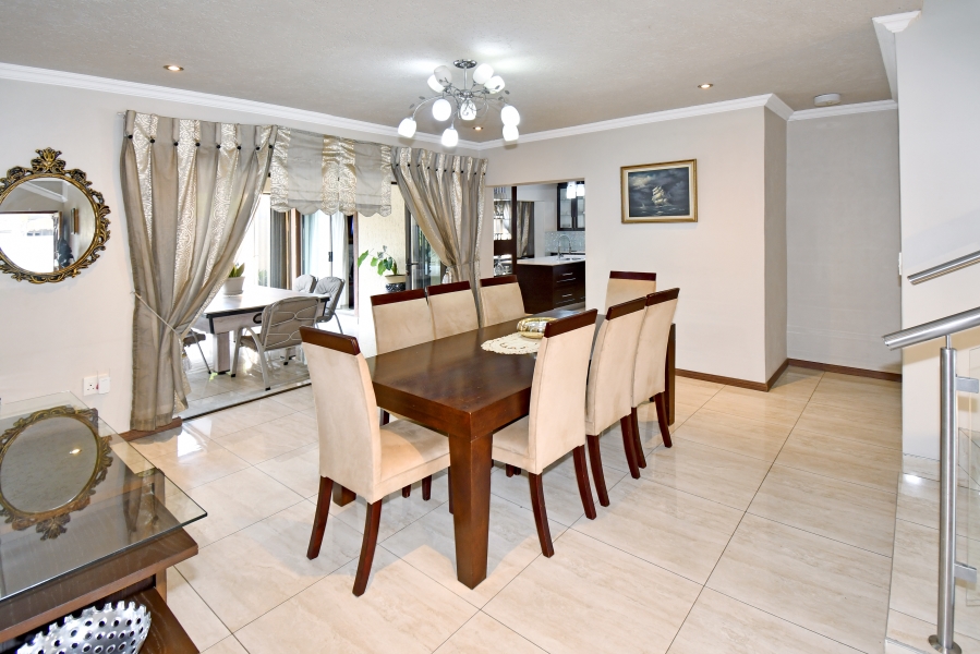 4 Bedroom Property for Sale in Blue Valley Golf Estate Gauteng