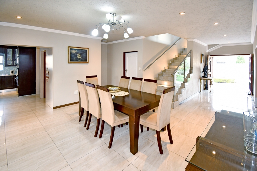4 Bedroom Property for Sale in Blue Valley Golf Estate Gauteng