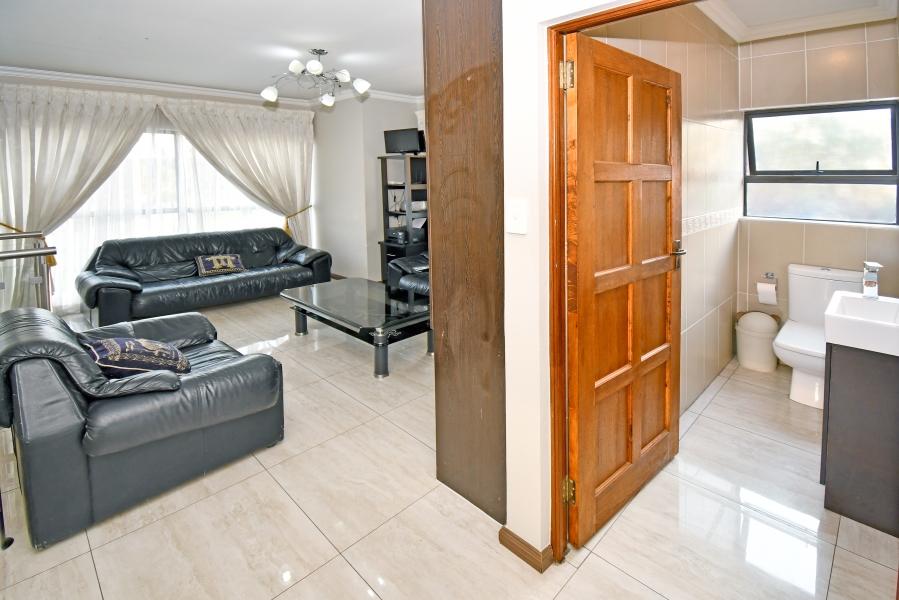 4 Bedroom Property for Sale in Blue Valley Golf Estate Gauteng
