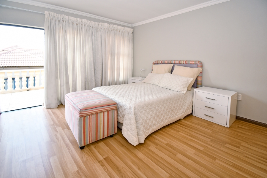 4 Bedroom Property for Sale in Blue Valley Golf Estate Gauteng