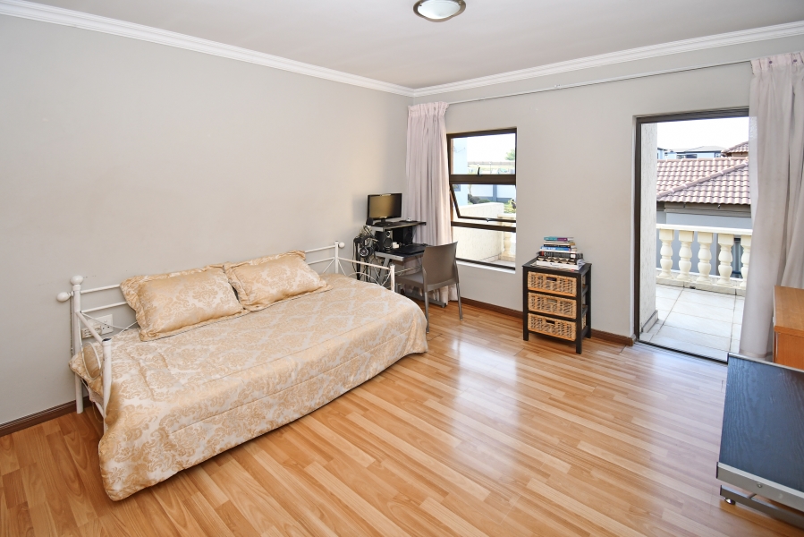 4 Bedroom Property for Sale in Blue Valley Golf Estate Gauteng