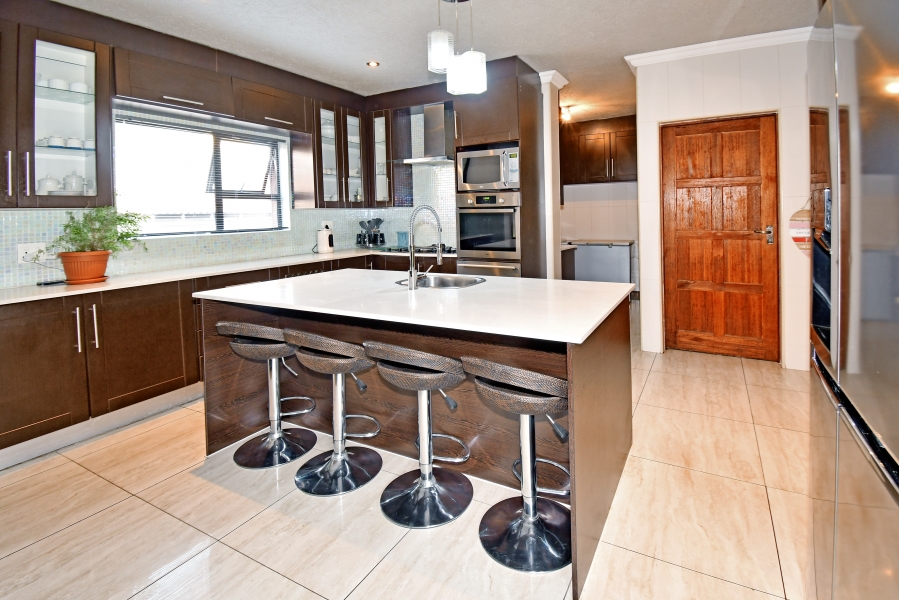 4 Bedroom Property for Sale in Blue Valley Golf Estate Gauteng