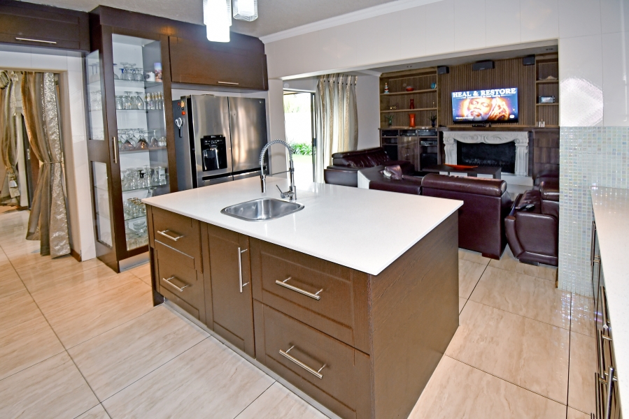 4 Bedroom Property for Sale in Blue Valley Golf Estate Gauteng