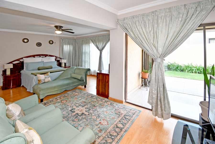 4 Bedroom Property for Sale in Blue Valley Golf Estate Gauteng