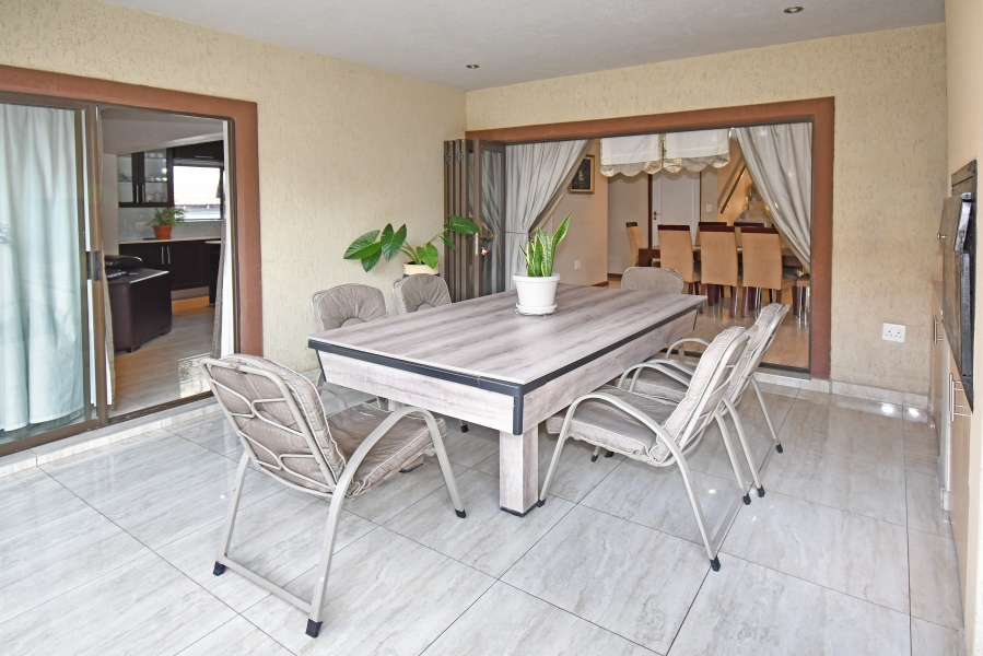 4 Bedroom Property for Sale in Blue Valley Golf Estate Gauteng