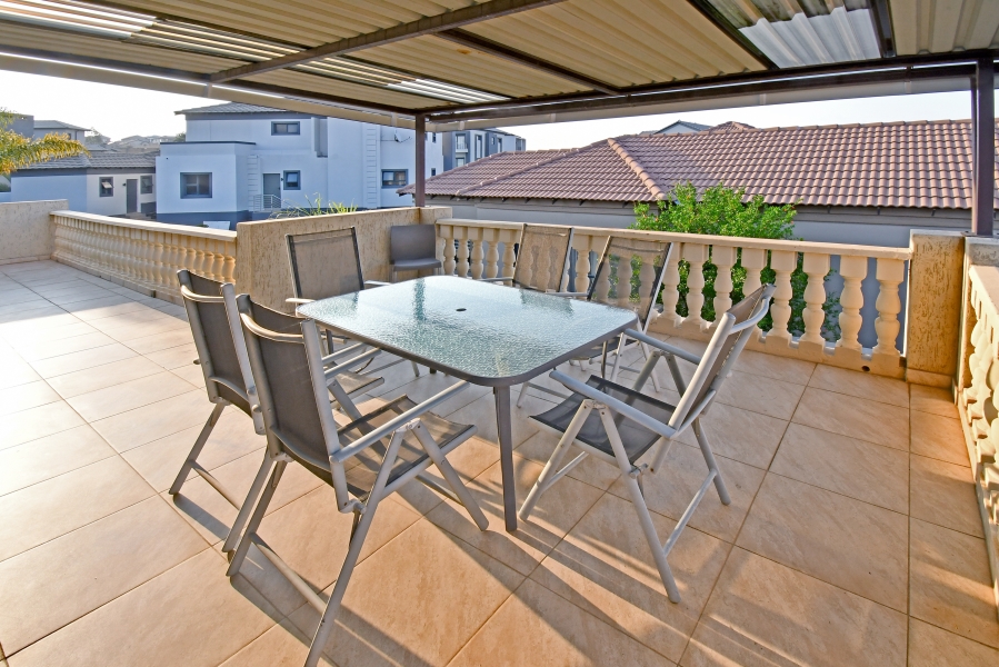 4 Bedroom Property for Sale in Blue Valley Golf Estate Gauteng