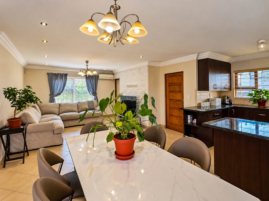 3 Bedroom Property for Sale in Thatchfield Estate Gauteng