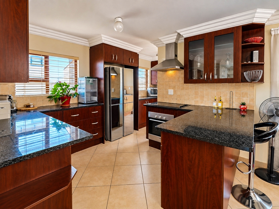 3 Bedroom Property for Sale in Thatchfield Estate Gauteng