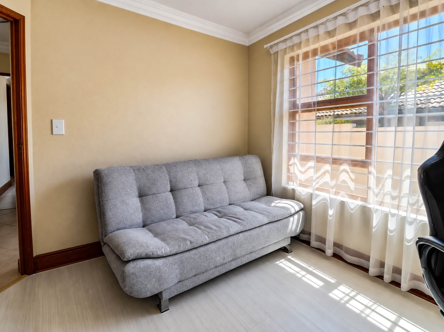 3 Bedroom Property for Sale in Thatchfield Estate Gauteng