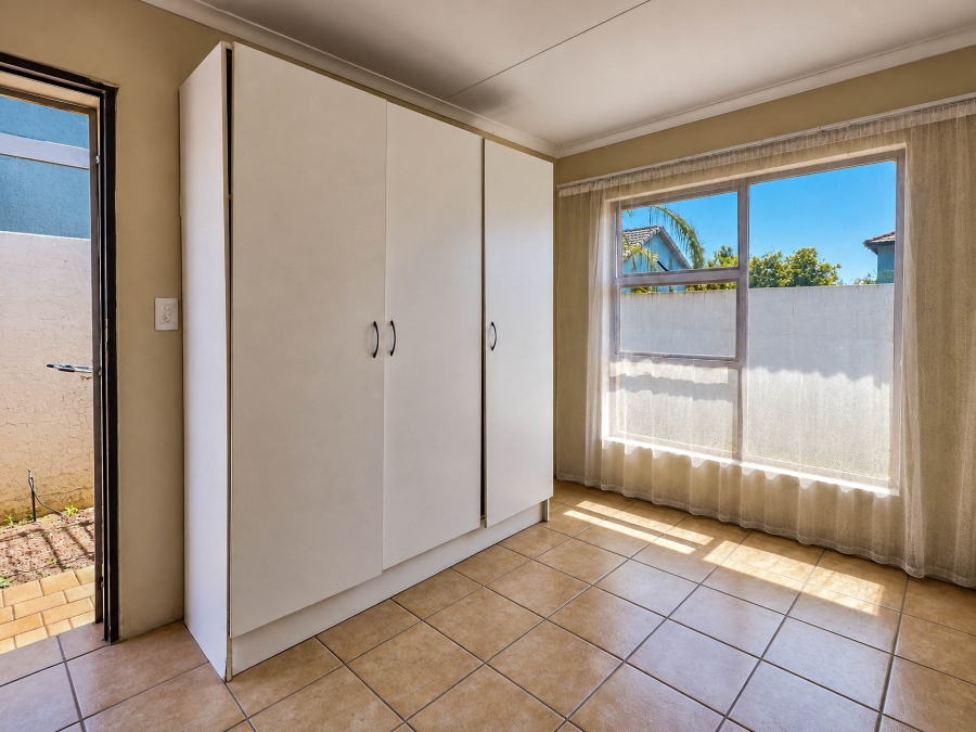3 Bedroom Property for Sale in Thatchfield Estate Gauteng