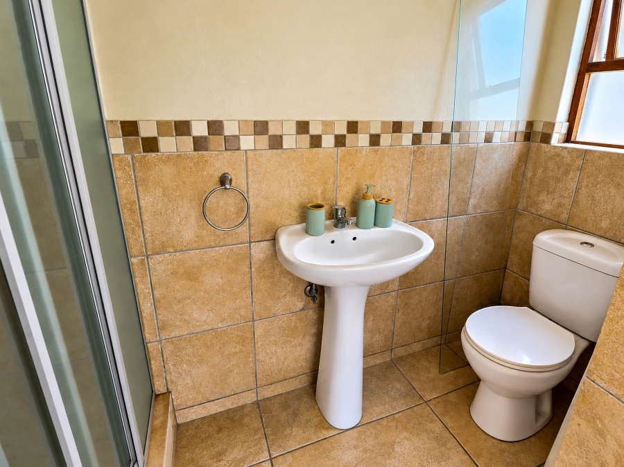 3 Bedroom Property for Sale in Thatchfield Estate Gauteng