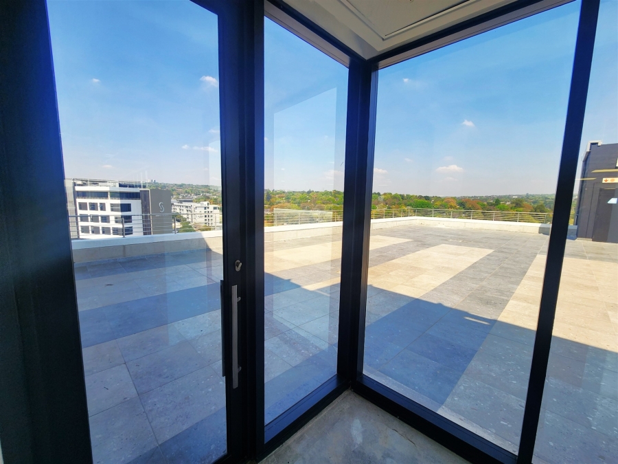 To Let Commercial Property for Rent in Glenadrienne Gauteng