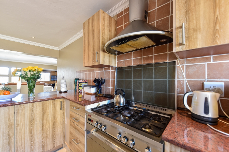 5 Bedroom Property for Sale in Grootfontein Country Estate Gauteng