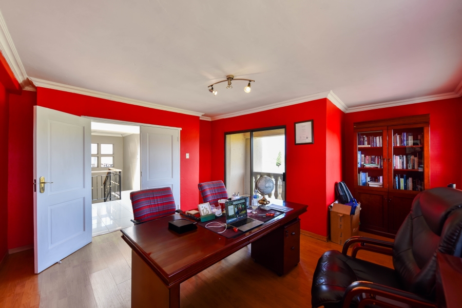 5 Bedroom Property for Sale in Grootfontein Country Estate Gauteng
