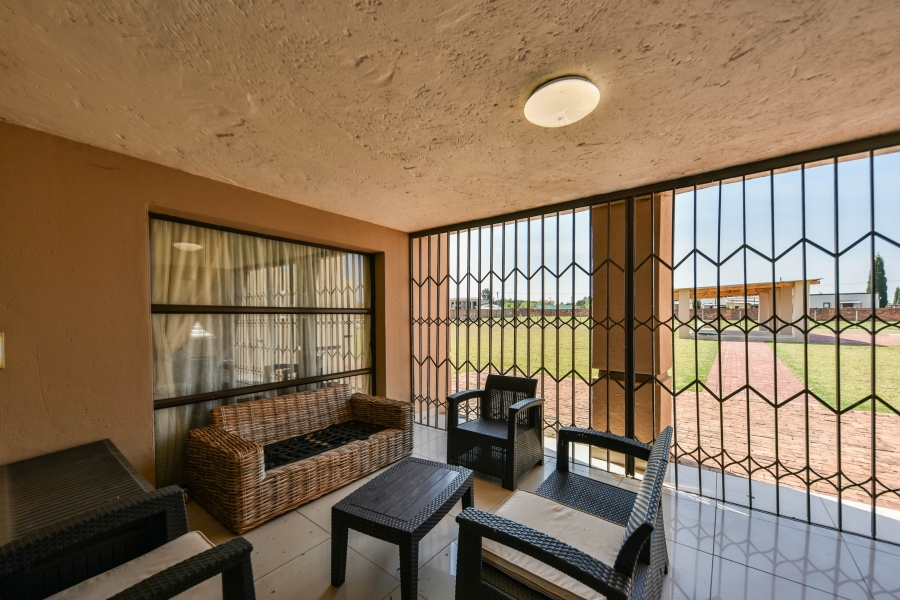 5 Bedroom Property for Sale in Grootfontein Country Estate Gauteng