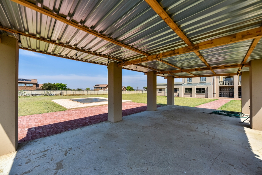 5 Bedroom Property for Sale in Grootfontein Country Estate Gauteng