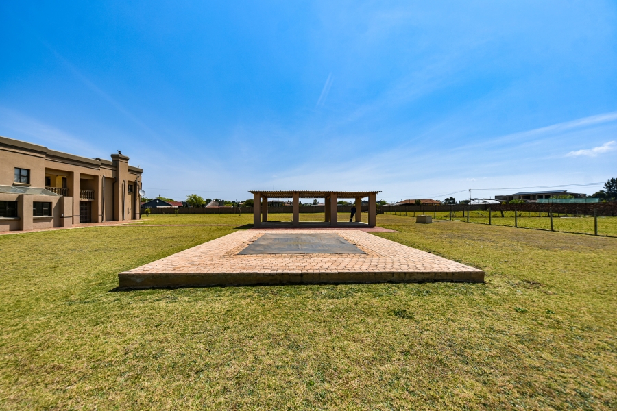 5 Bedroom Property for Sale in Grootfontein Country Estate Gauteng