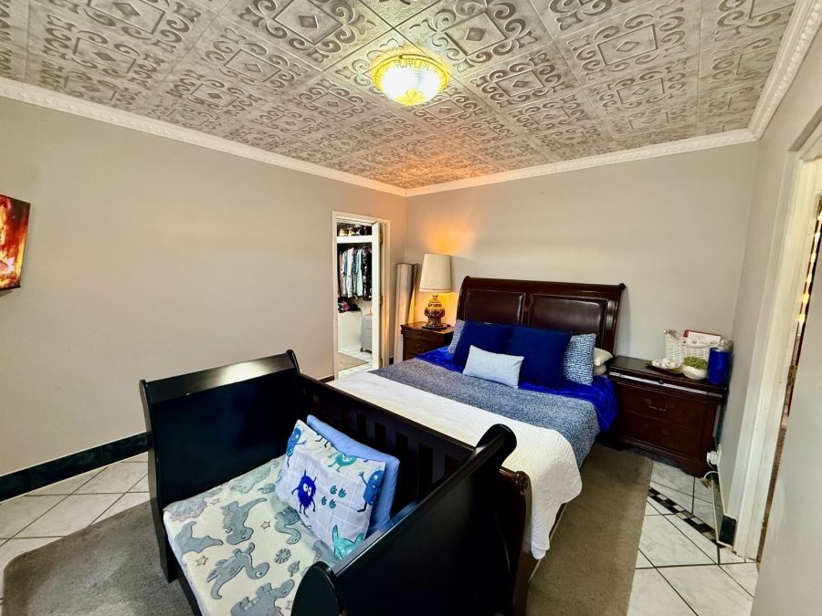 4 Bedroom Property for Sale in Ninapark Gauteng