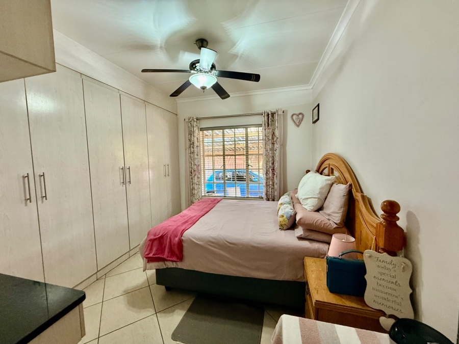 3 Bedroom Property for Sale in Florauna Gauteng
