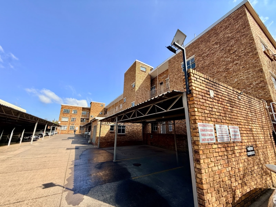 2 Bedroom Property for Sale in Pretoria North Gauteng