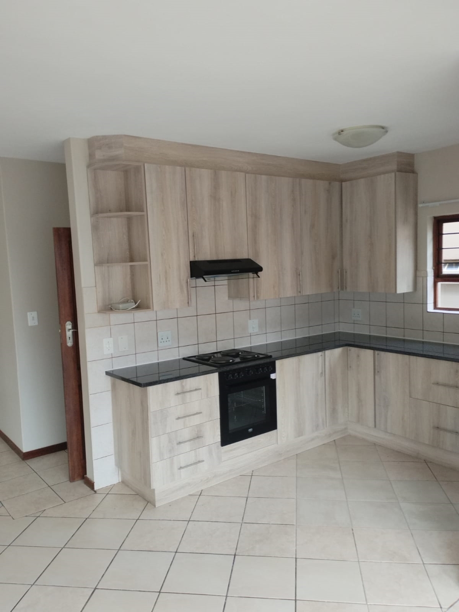 To Let 3 Bedroom Property for Rent in Bassonia Gauteng